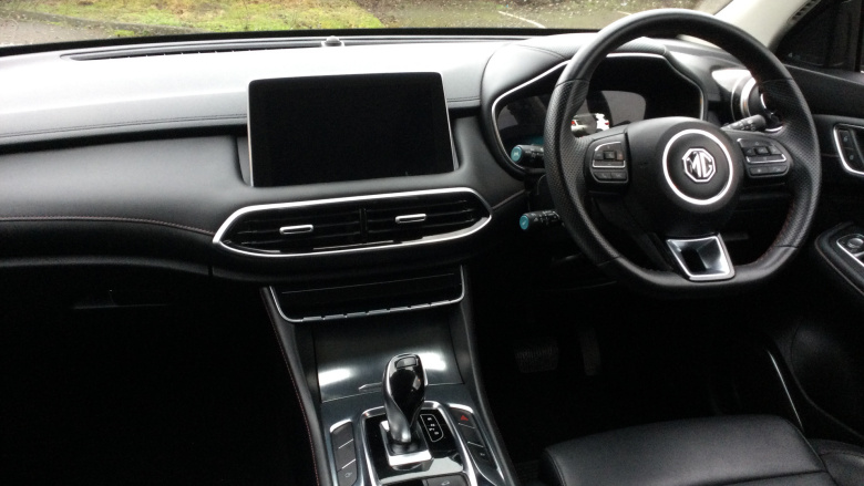 MG HS 1.5 T-GDI PHEV SE 5dr Auto Hatchback